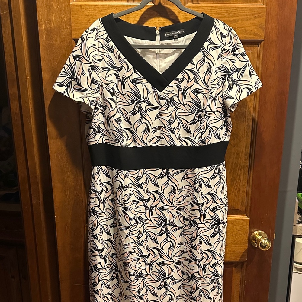 Preston & York Black and Cream Leaf Print Dress
